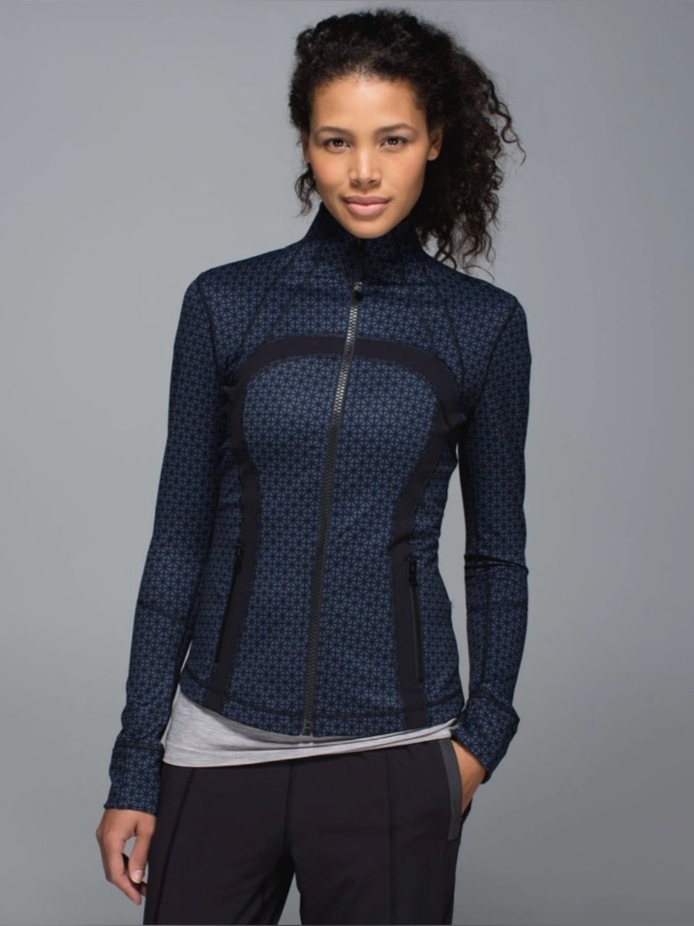 Lululemon Define Jacket Inkwell and Black size 6 Fitted Yoga Wear Women’s Top